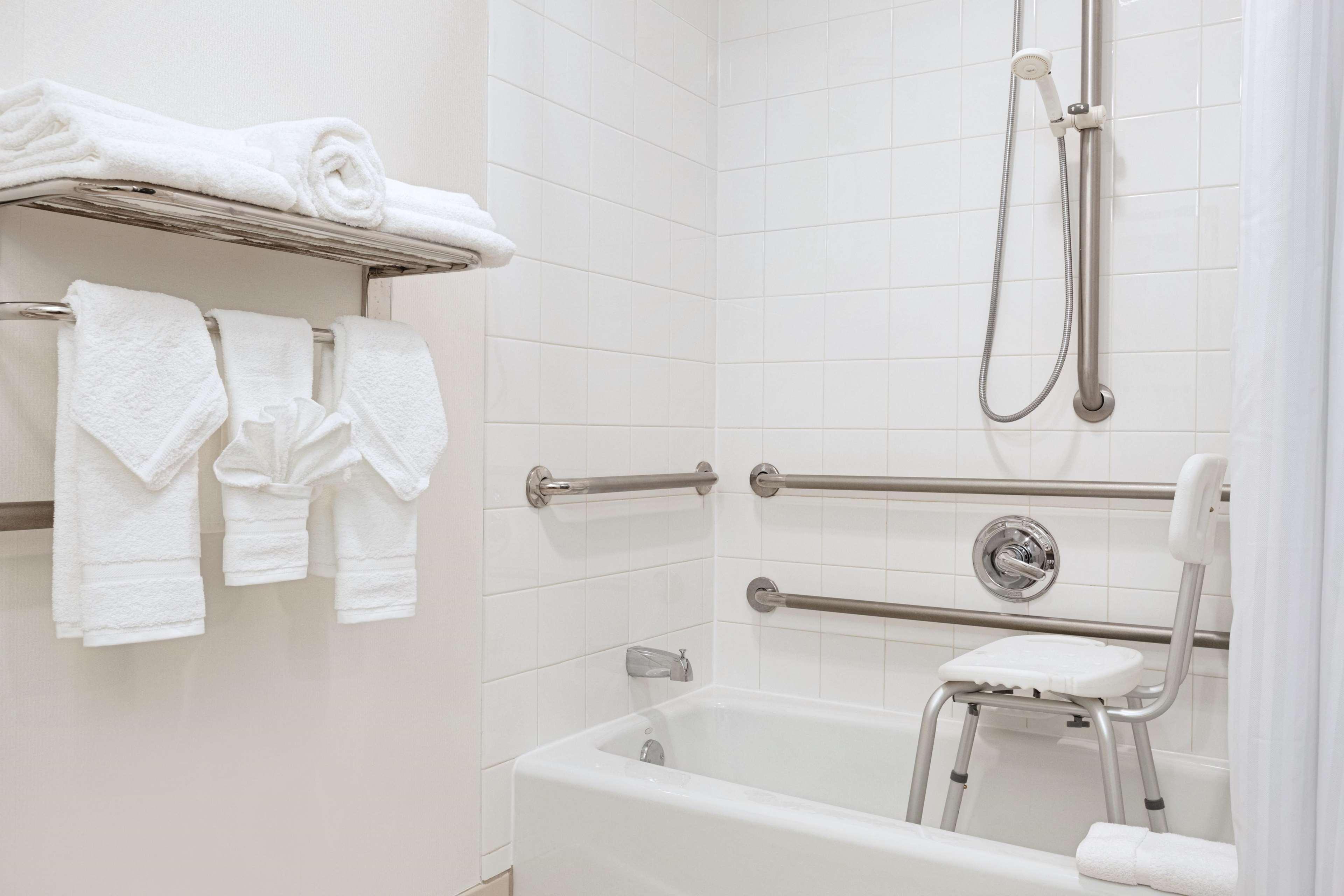 Hilton Garden Inn Worcester Luaran gambar