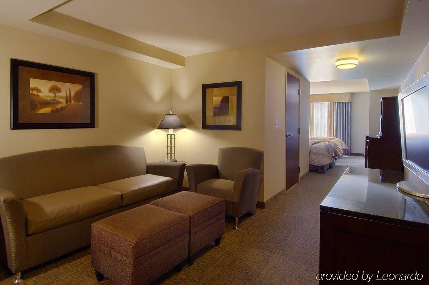 Hilton Garden Inn Worcester Bilik gambar