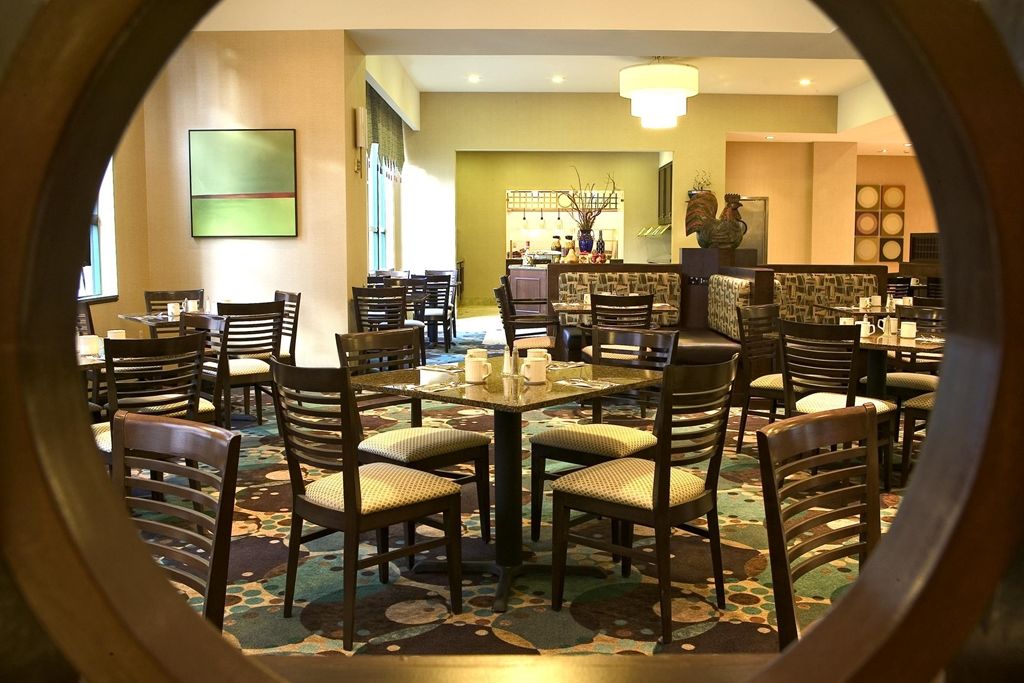 Hilton Garden Inn Worcester Restoran gambar
