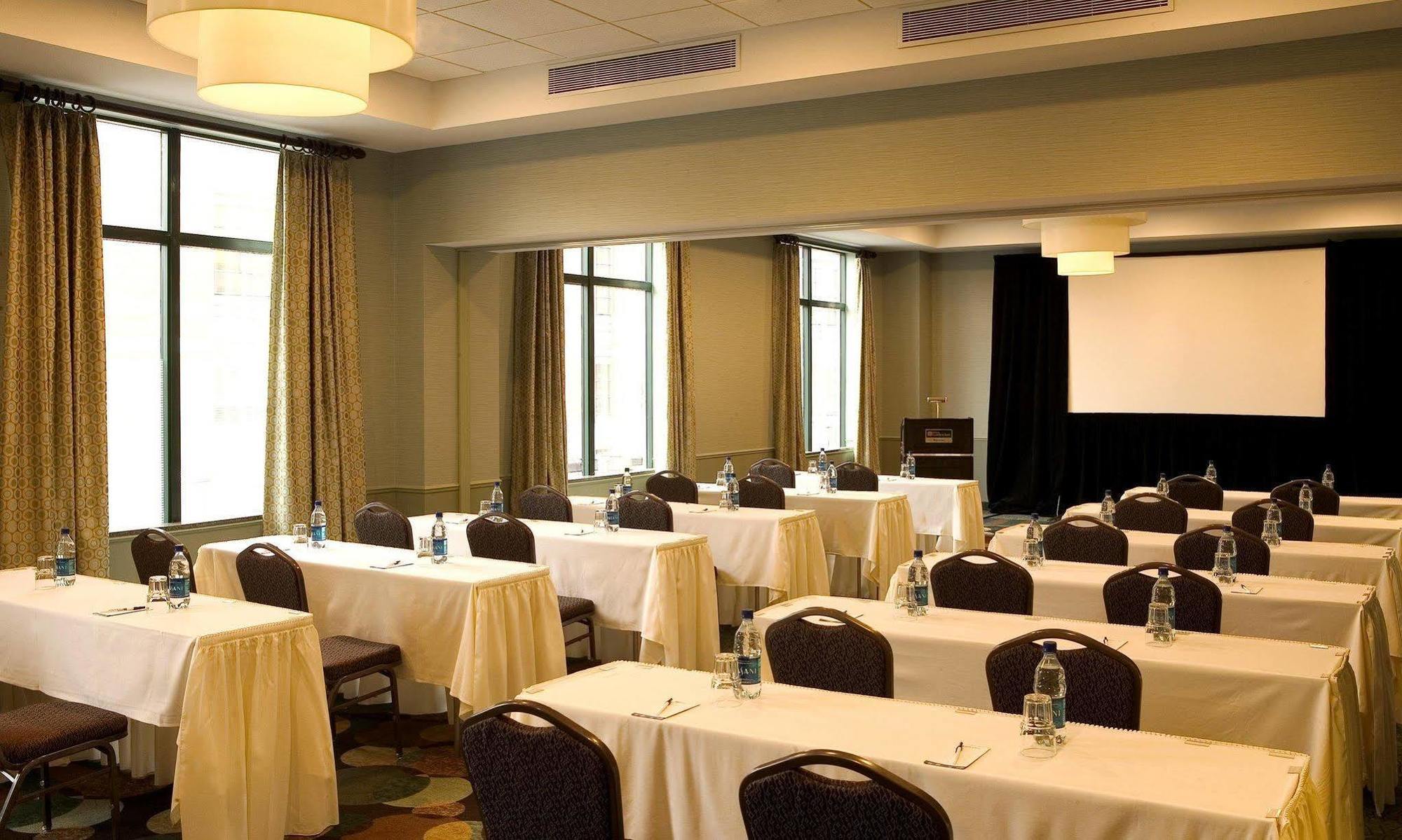 Hilton Garden Inn Worcester Luaran gambar